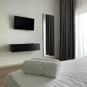ladi-rooms.albaniahotels.org/