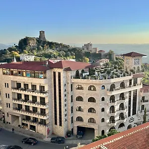 Panorama View On The Castle And The Old Town מלון