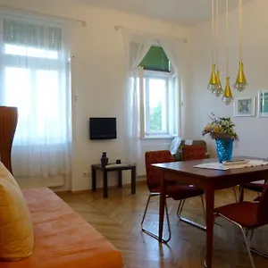 Apartahotel Maximillian