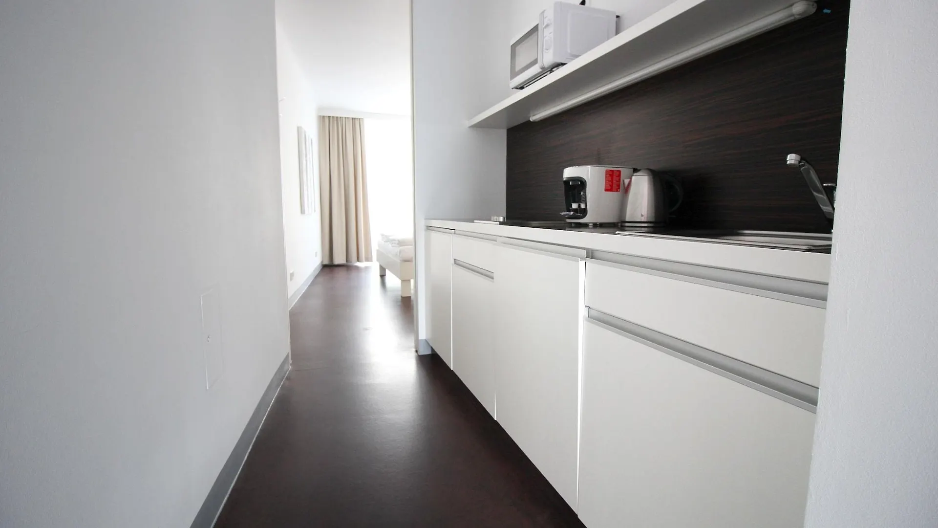 Stanys - Das Apartmenthotel Viena Hotel