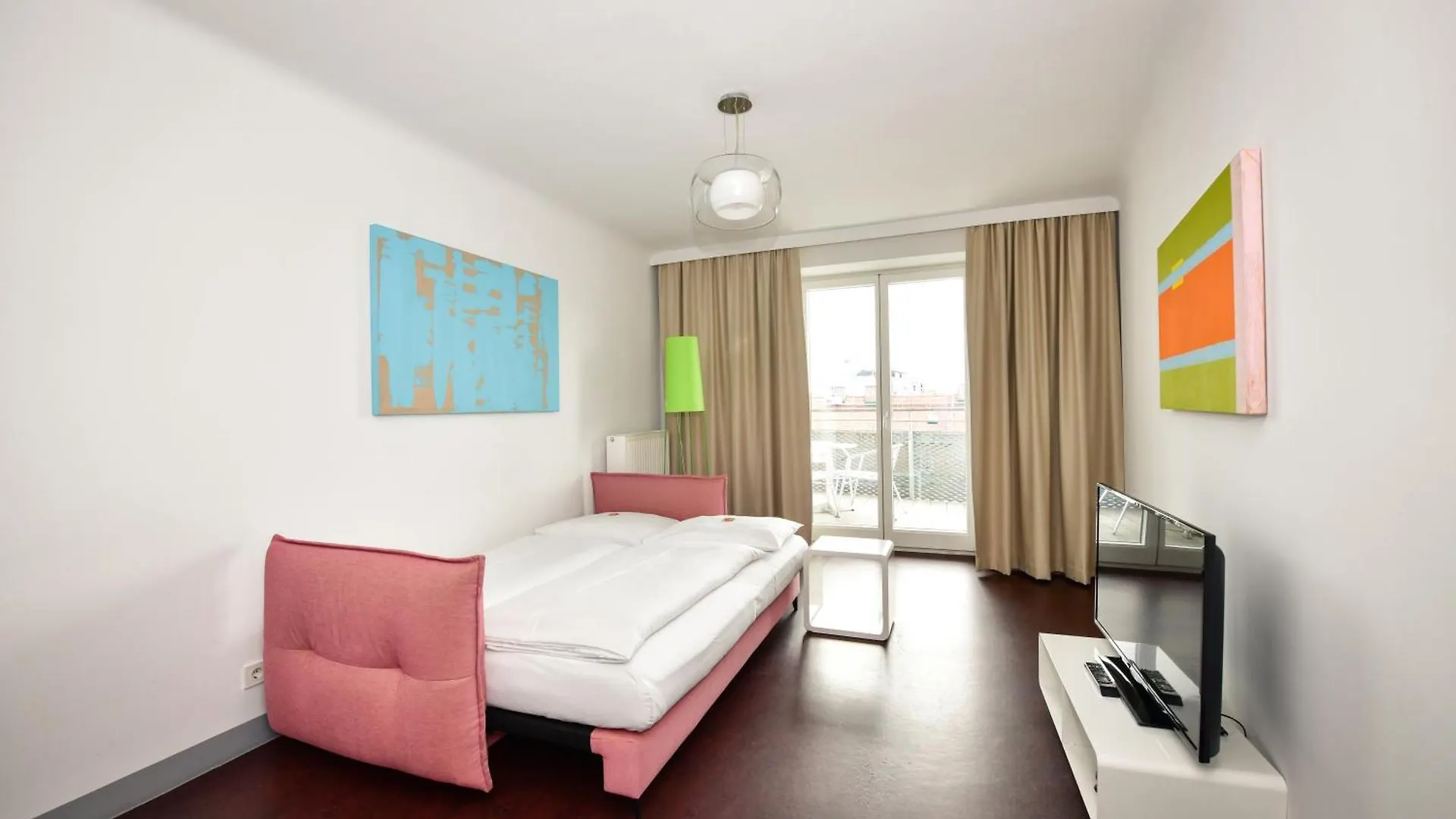 Stanys - Das Apartmenthotel Viena 3*,  Austria