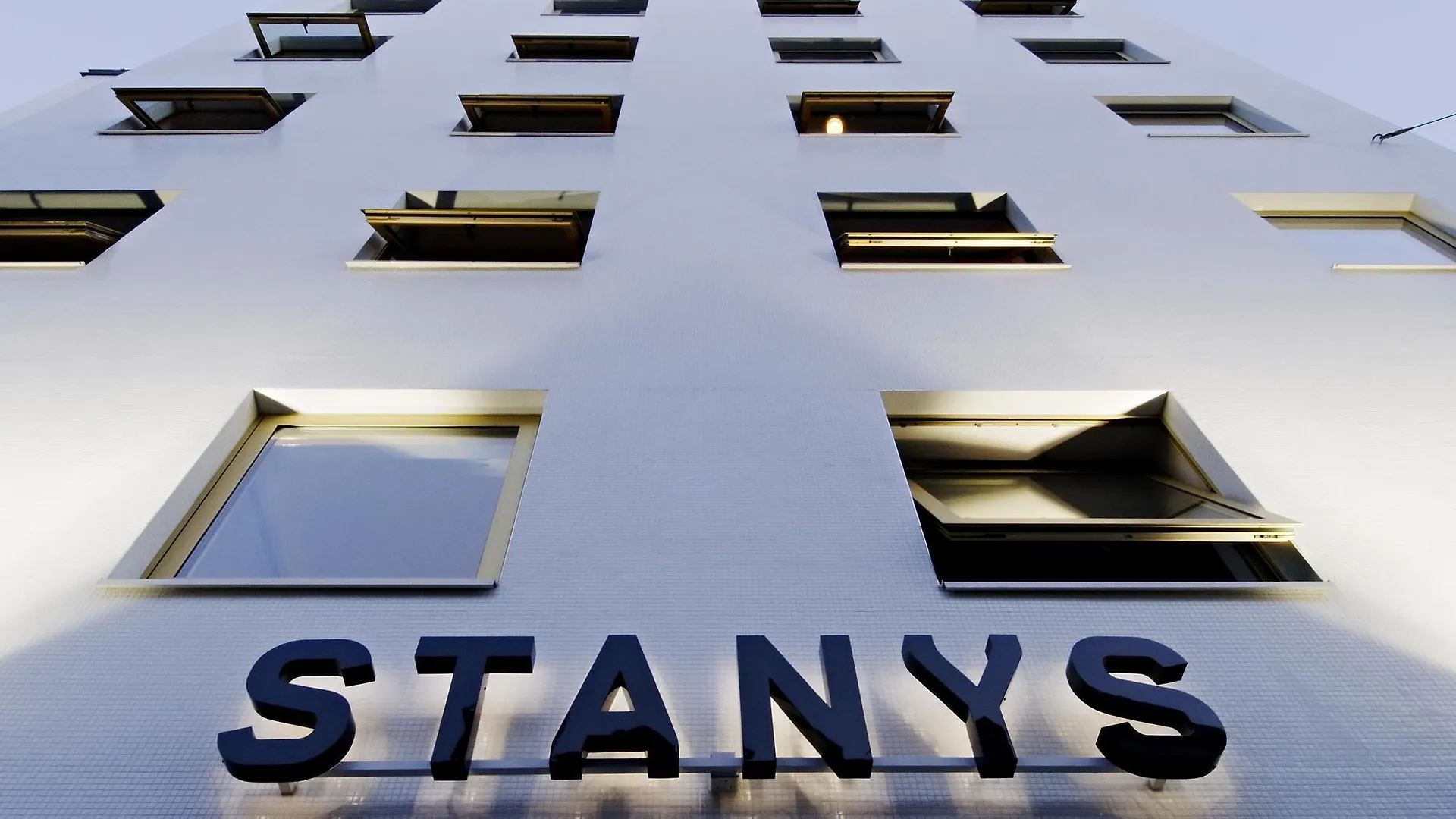 Stanys - Das Apartmenthotel Viena Hotel